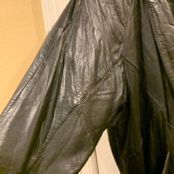 Vintage Pelle Studio Soft Leather Trench Coat by Wilson Leather - Picture 5 of 12